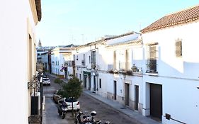 City Center And Free Parking Apartment